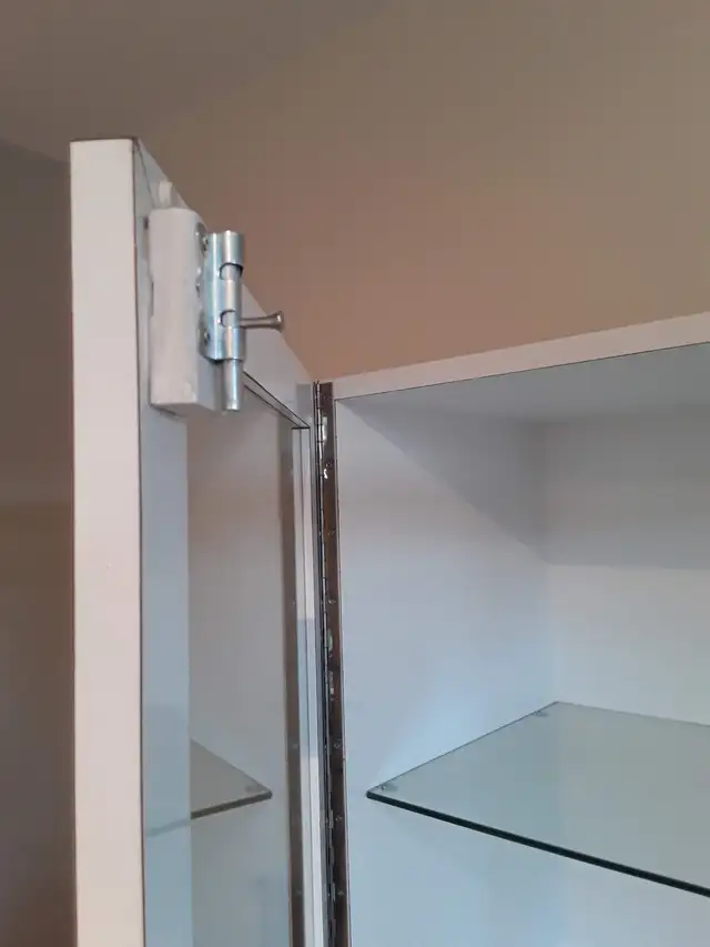 Glass Display Cabinet - Photo 3