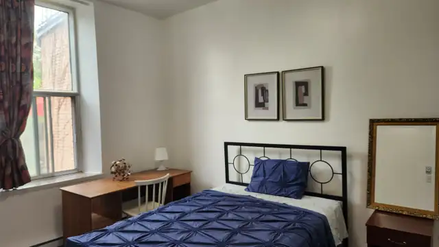 Chambre meublee bain prive-$760-Berri-Uqam-Room w private bath - Photo 2
