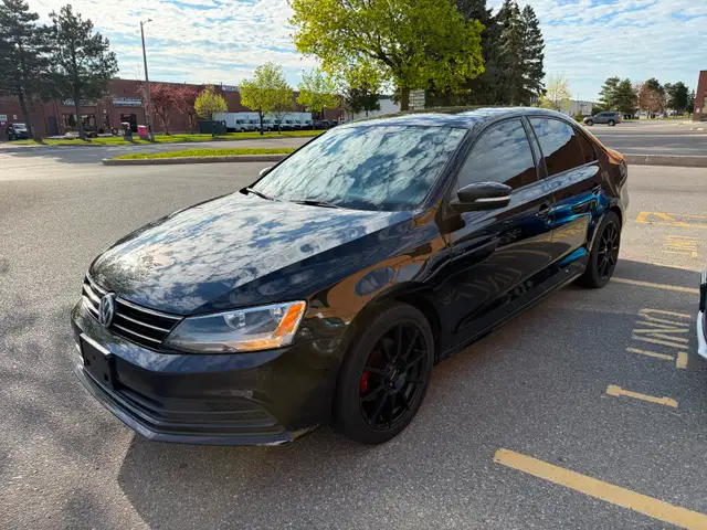 2015 VW Jetta Automatic137000KM - Photo 5