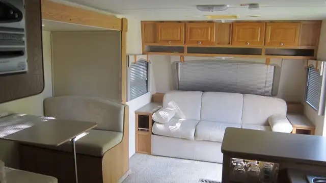 Trail-lite 30 foot Travel Trailer - Photo 3