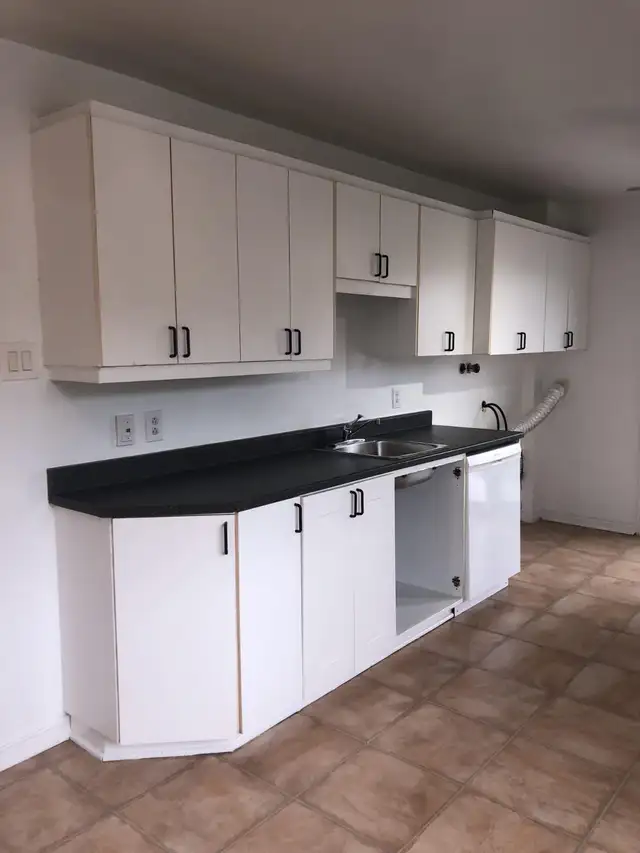 5 1/2 À LOUER !!! (1800 $) - Photo 7
