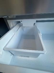 NEW 36" Hisense Water & Ice Counter Depth French Door Fridge - Photo 7