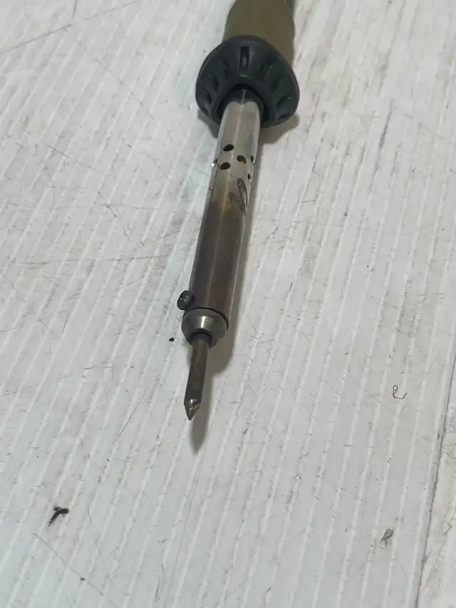 Soldering Iron - Photo 4