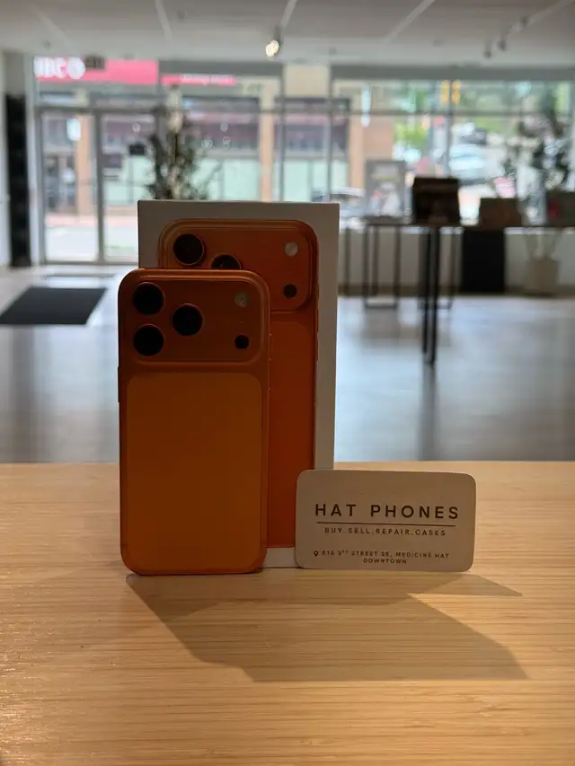 iPhone 17 Pro 512GB - HAT PHONES