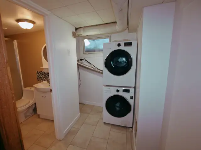 Two Room Suite in Basement Near U of A - Photo 6
