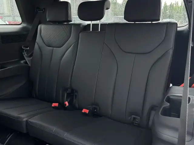 2024 Hyundai Palisade Urban 8-Passenger AWD Leather, 3rd Row, Na - Photo 31