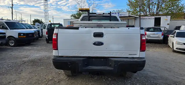 2015 Ford Super Duty F-250 SRW - 4x4 - 4 Doors - Tow Package! - Photo 6