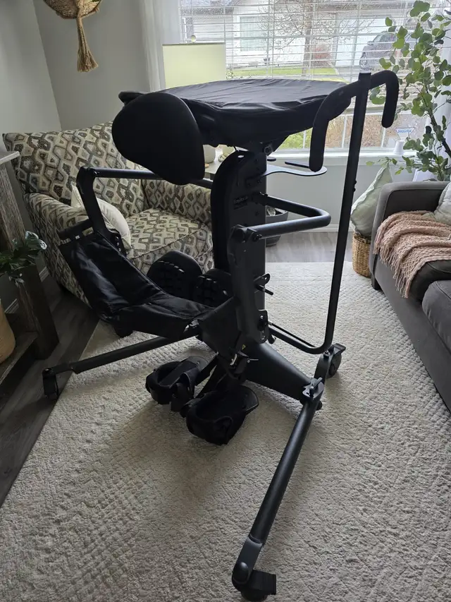 EasyStand Manual Standing Frame Mobility – Excellent Condition - Photo 2