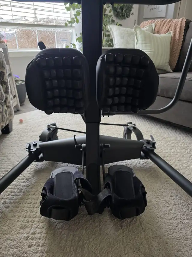 EasyStand Manual Standing Frame Mobility – Excellent Condition - Photo 3