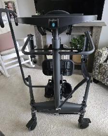 EasyStand Manual Standing Frame Mobility – Excellent Condition - Photo 5