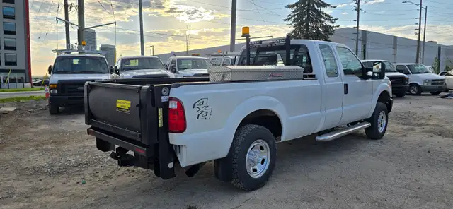 2013 Ford F 250 - 4x4- 4 Doors - Tow Package! - Photo 5