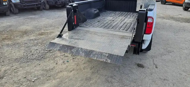 2013 Ford F 250 - 4x4- 4 Doors - Tow Package! - Photo 6
