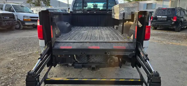 2013 Ford F 250 - 4x4- 4 Doors - Tow Package! - Photo 8