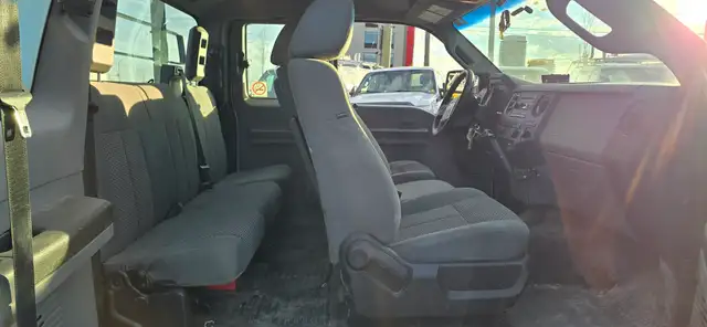 2013 Ford F 250 - 4x4- 4 Doors - Tow Package! - Photo 13