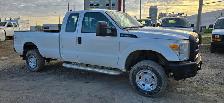 2015 Ford Super Duty F-250 SRW - 4x4 - 4 Doors - Tow Package! - Photo 3