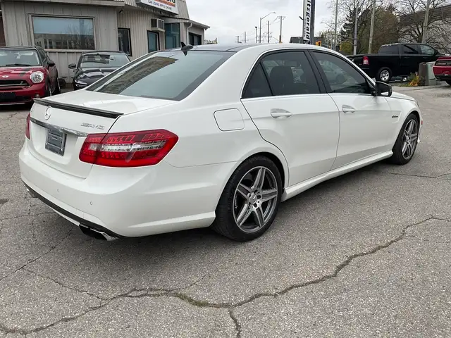 2010 Mercedes-Benz E-Class E63 AMG Sedan - LTHR! NAV! BACK-UP CA - Photo 7