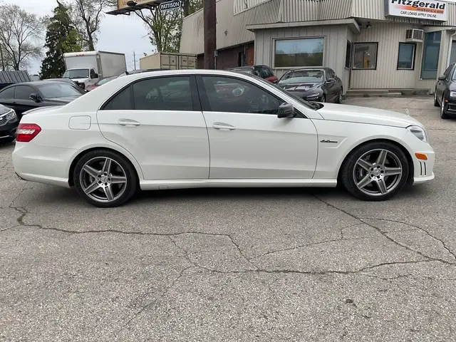 2010 Mercedes-Benz E-Class E63 AMG Sedan - LTHR! NAV! BACK-UP CA - Photo 8