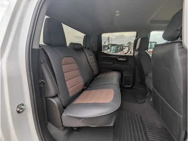 2025 GMC Sierra 1500 SLE 3.0L Diesel/Touch Nav/Camera - Photo 21