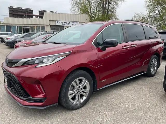 2021 Toyota Sienna XSE AWD - LEATHER! NAV! BACK-UP CAM! BSM! SUN - Photo 3