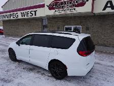 2024 Chrysler Pacifica TOURING-L \'S\' FWD, 7 PASSENGER, LOADED - Photo 7