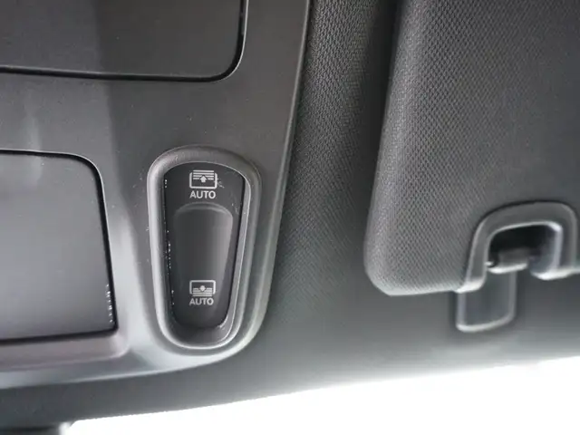2024 Chrysler Pacifica TOURING-L \'S\' FWD, 7 PASSENGER, LOADED - Photo 39