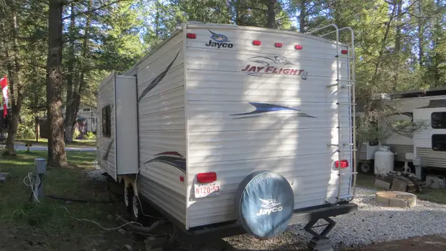Radium Hot Springs RV Lot - Mountain Shadows Resort  - INCENTIVE - Photo 3