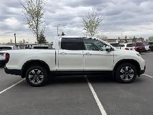 2017 Honda Ridgeline Touring - Photo 4