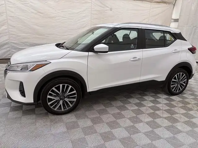 2025 Nissan Kicks Play