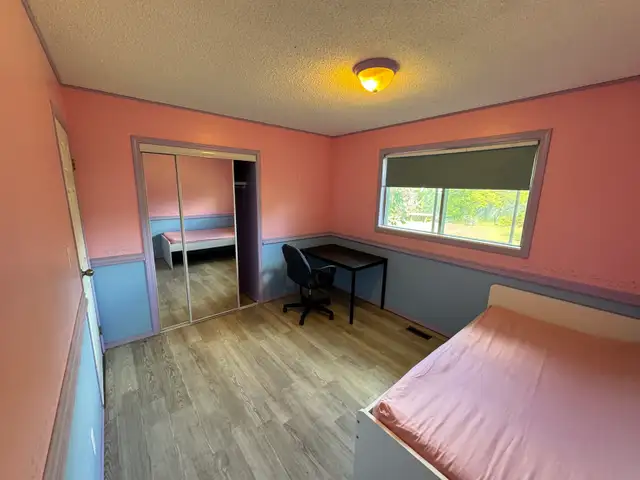 Room for rent near LRT station - Photo 2
