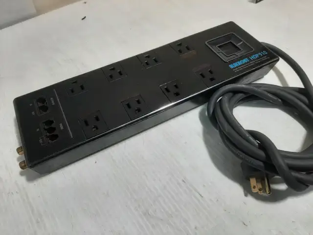 Blackout HDP910 power centre