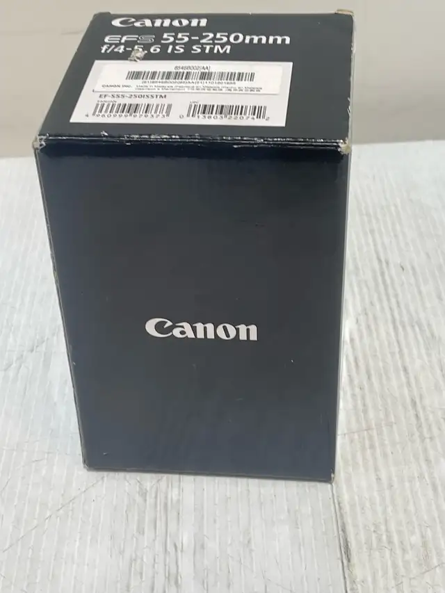 Canon EFS 55-250mm Lens - Photo 9