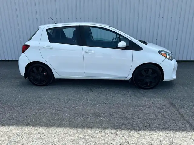 2015 Toyota Yaris financement Maison disponible - Photo 8