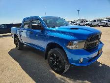 2023 Ram 1500 Classic Crew Cab 4X4 Tradesman 5.7L - Rebuilt Titl - Photo 3