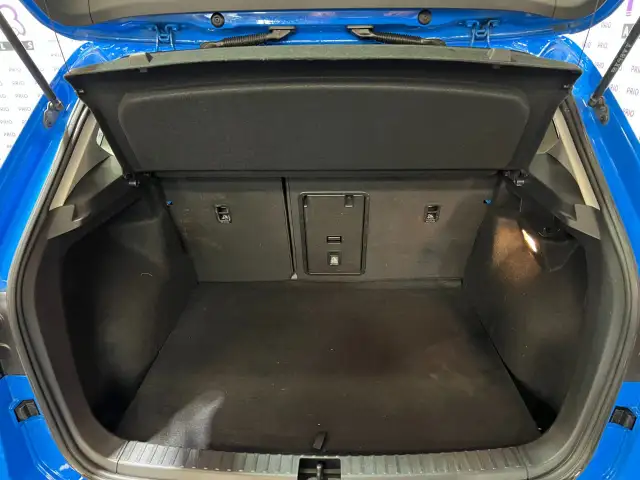 2023 Volkswagen Taos - Photo 5