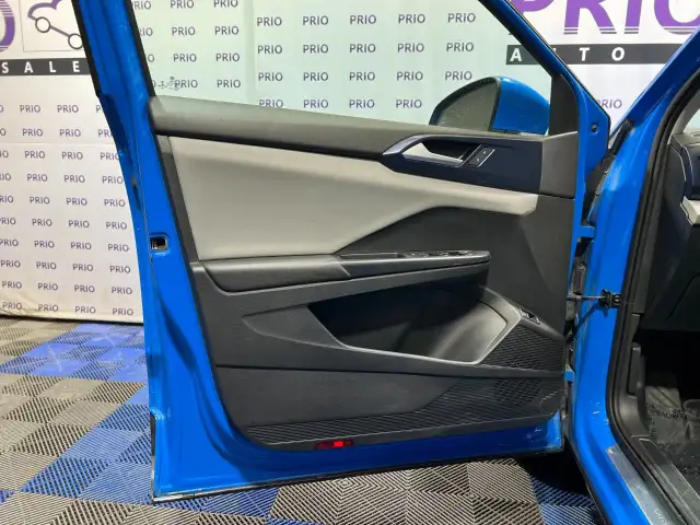 2023 Volkswagen Taos - Photo 9