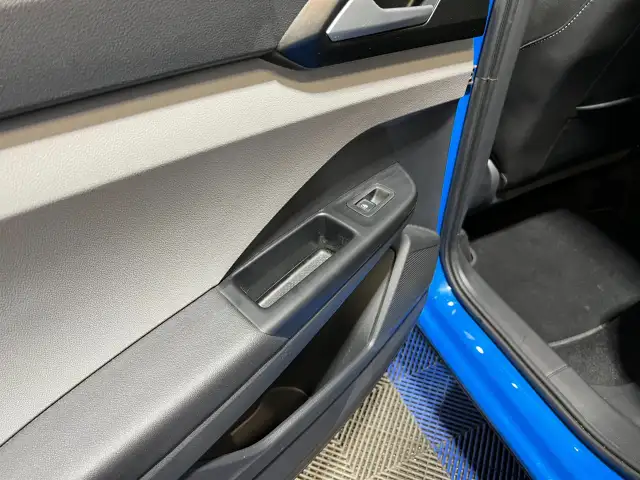 2023 Volkswagen Taos - Photo 16