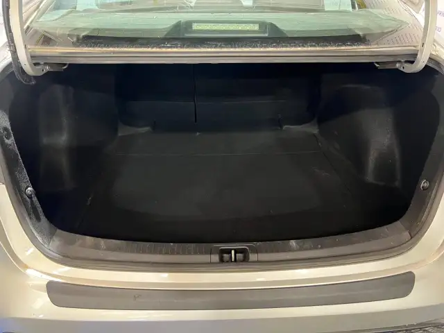 2020 Toyota Corolla - Photo 6