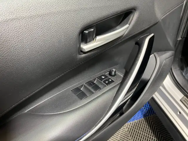 2020 Toyota Corolla - Photo 11