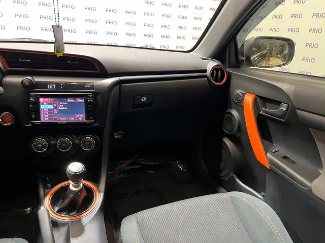 2015 Scion tC - Photo 27