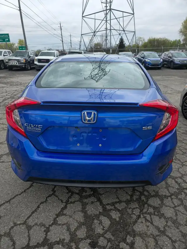 2018 Honda Civic SE - Photo 5