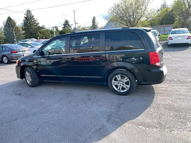 2019 Dodge Grand Caravan 35th Anniversary - Photo 7