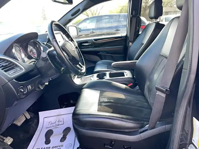 2019 Dodge Grand Caravan 35th Anniversary - Photo 9