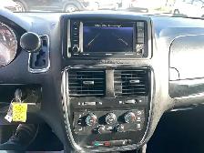 2019 Dodge Grand Caravan 35th Anniversary - Photo 13