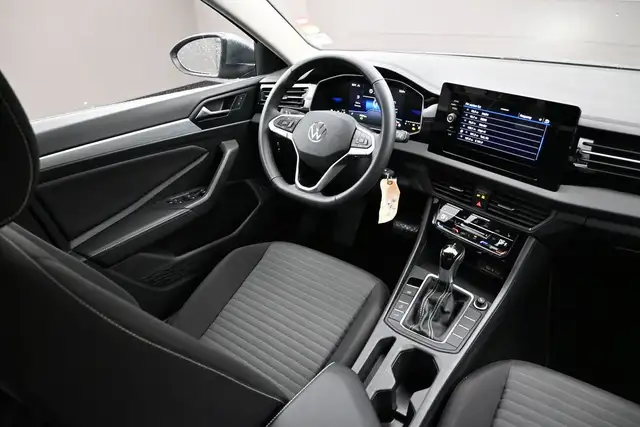 2025 Volkswagen Jetta TRENDLINE HEATED SEATS | LOW MILEAGE | APP - Photo 20