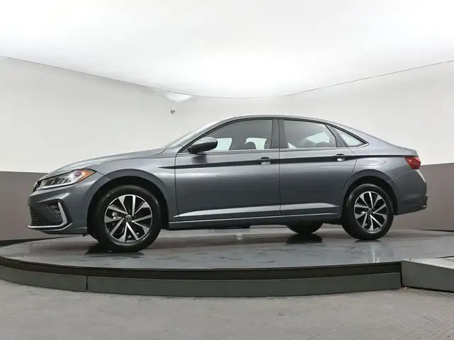 2025 Volkswagen Jetta TRENDLINE HEATED SEATS | LOW MILEAGE | APP - Photo 33