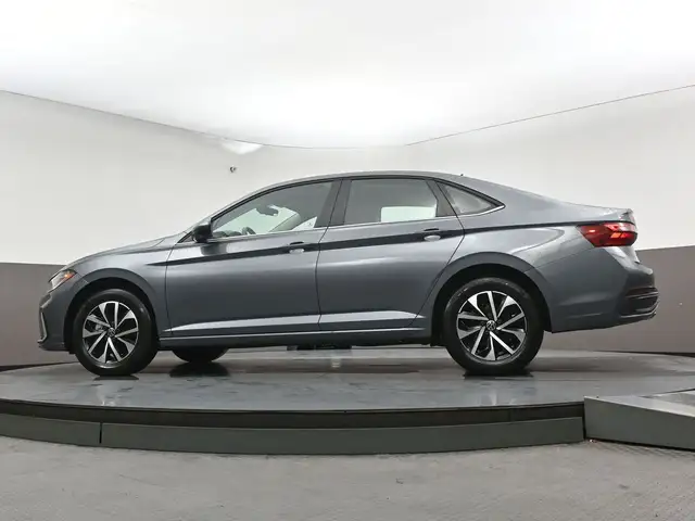 2025 Volkswagen Jetta TRENDLINE HEATED SEATS | LOW MILEAGE | APP - Photo 34