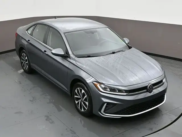 2025 Volkswagen Jetta TRENDLINE HEATED SEATS | LOW MILEAGE | APP - Photo 37