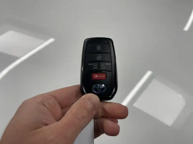 Toyota Sienna LE 2025 - Photo 26