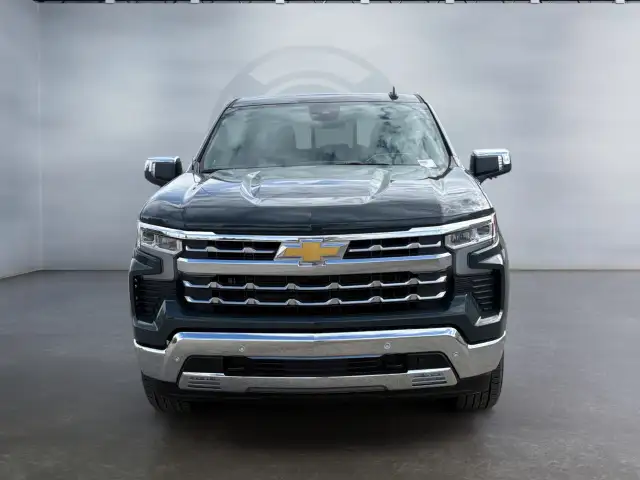 2026 Chevrolet Silverado 1500 - Photo 2