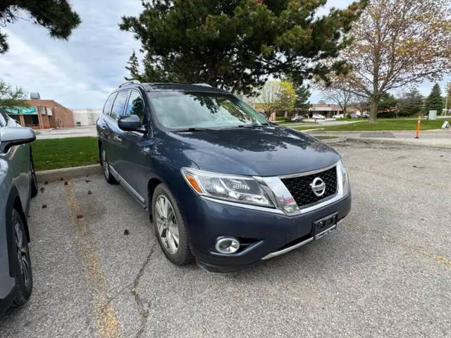 2015 Nissan Pathfinder 4WD PLATINUM w/NAVI/360.CAM/DVD